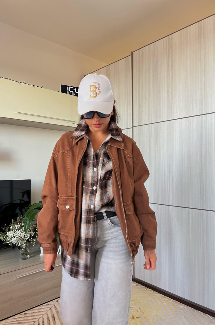 Joie Clair (J-Clair)