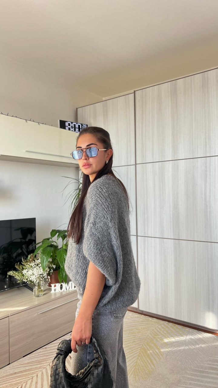 Joie Clair (J-Clair)