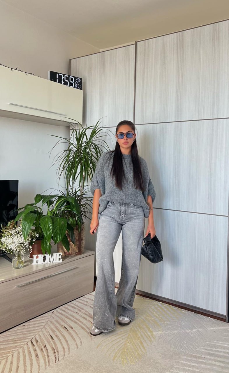 Joie Clair (J-Clair)