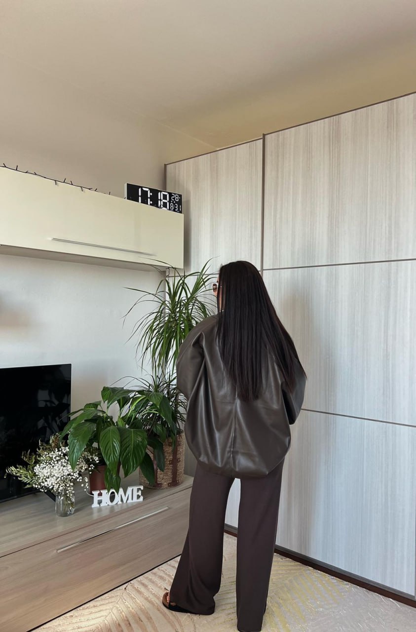 Joie Clair (J-Clair)