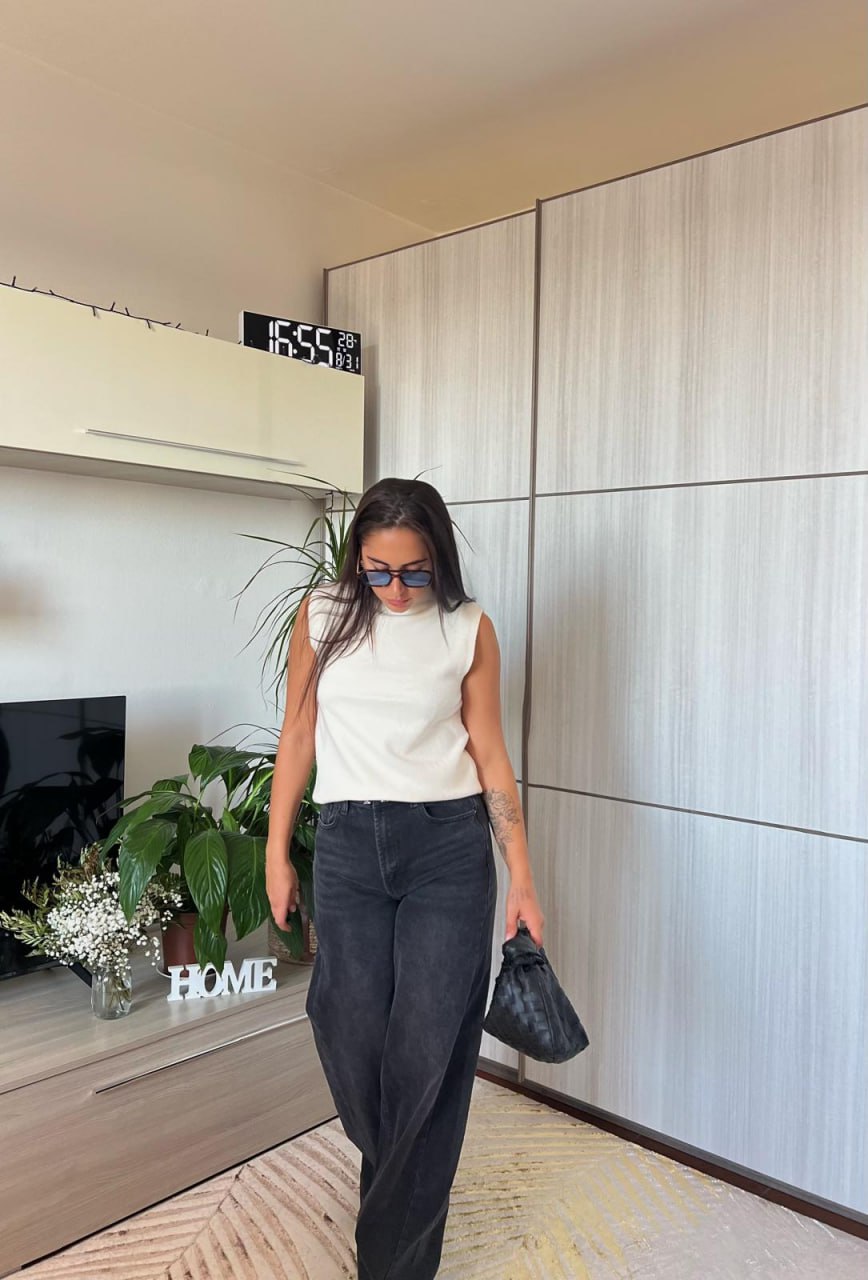 Joie Clair (J-Clair)