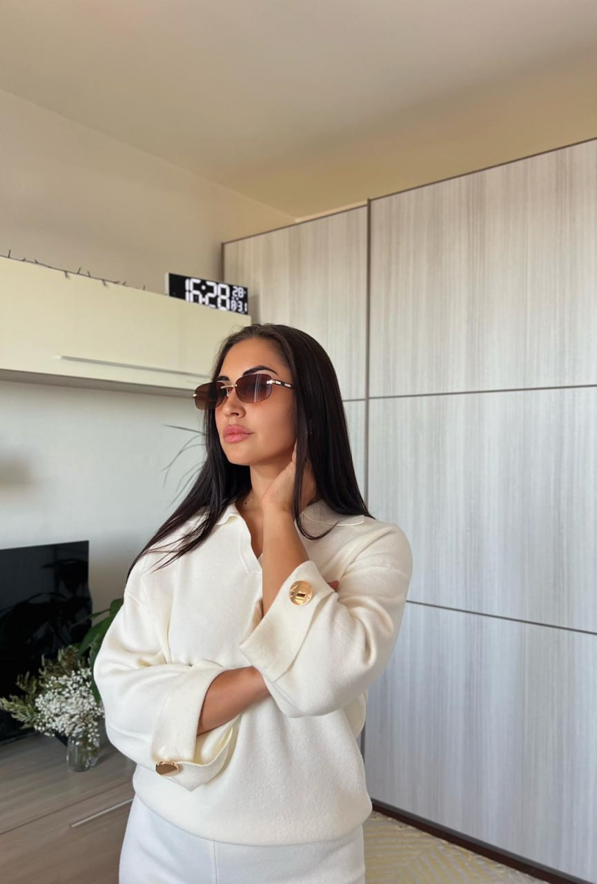 Joie Clair (J-Clair)