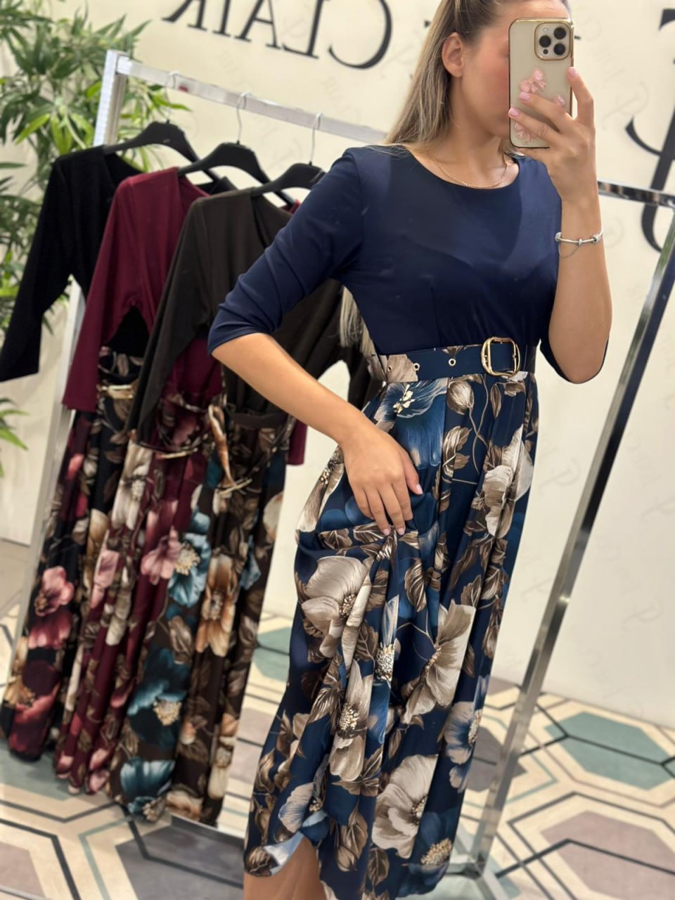 Фото Joie Clair (J-Clair)