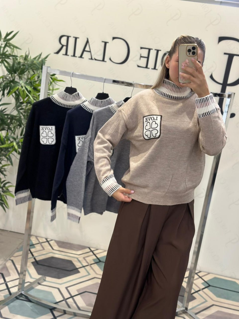 Фото Joie Clair (J-Clair)