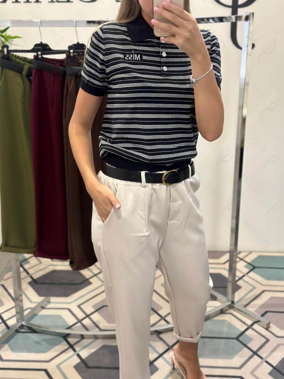 Фото Joie Clair (J-Clair)