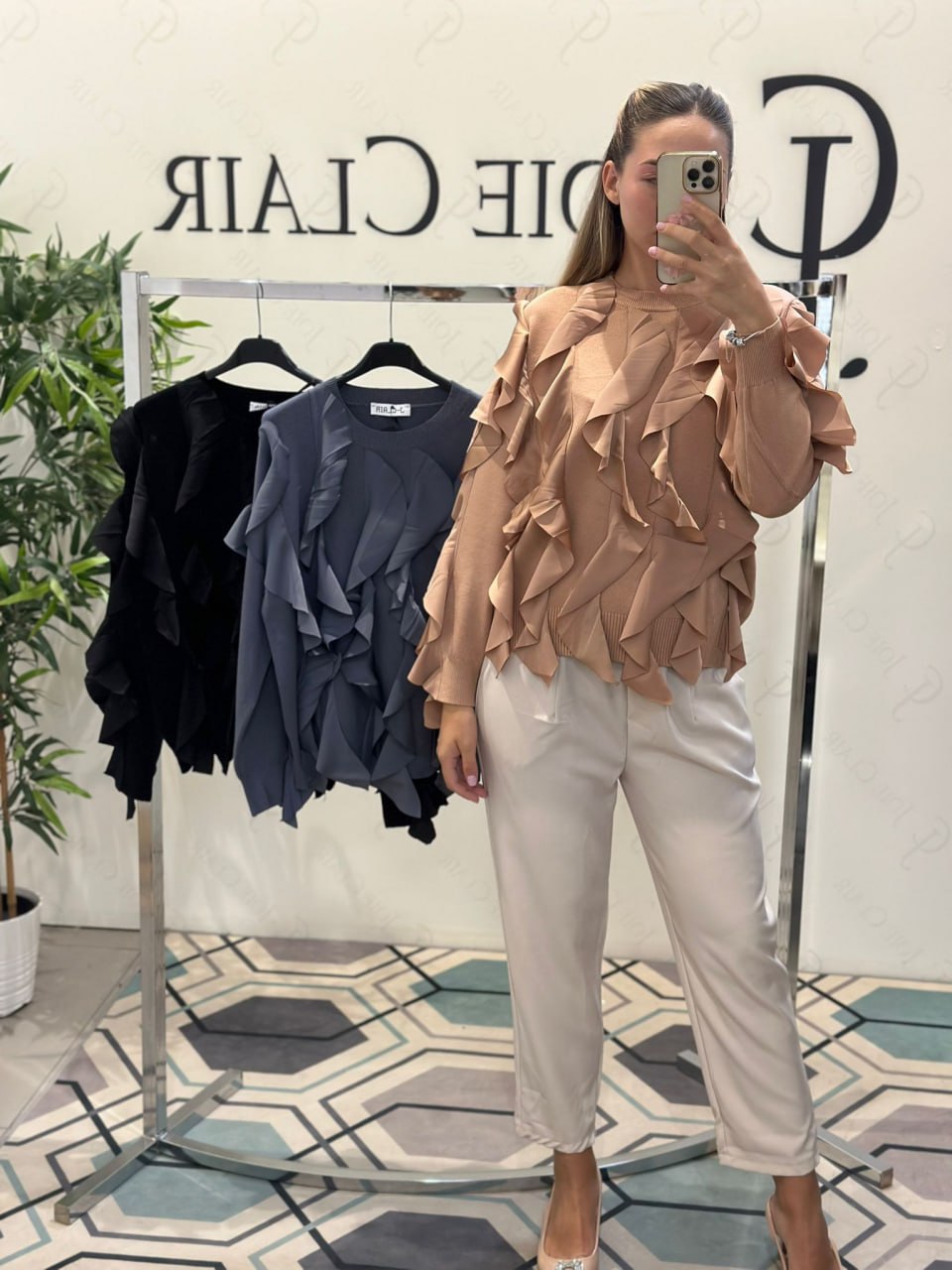 Фото Joie Clair (J-Clair)