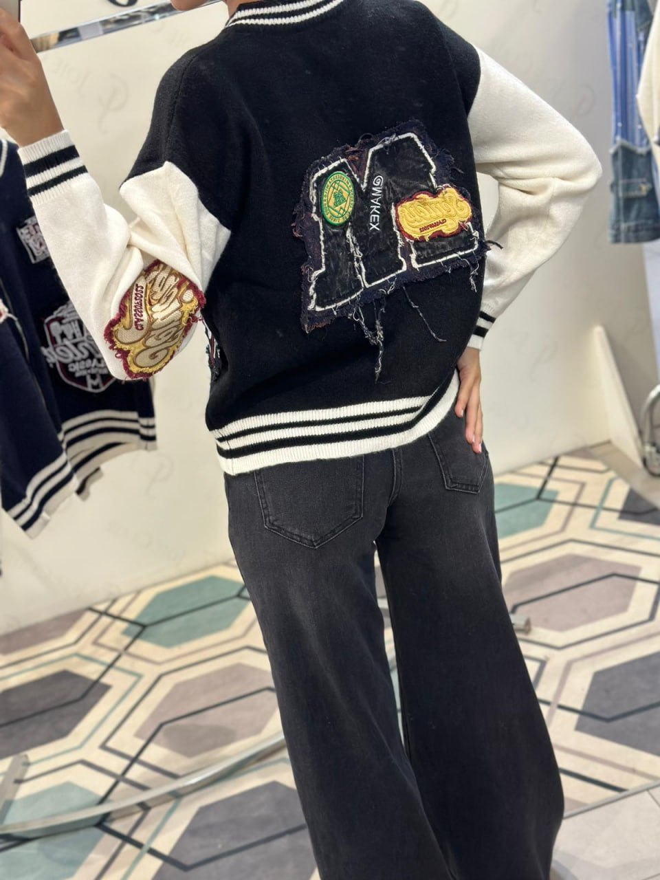 Joie Clair (J-Clair)