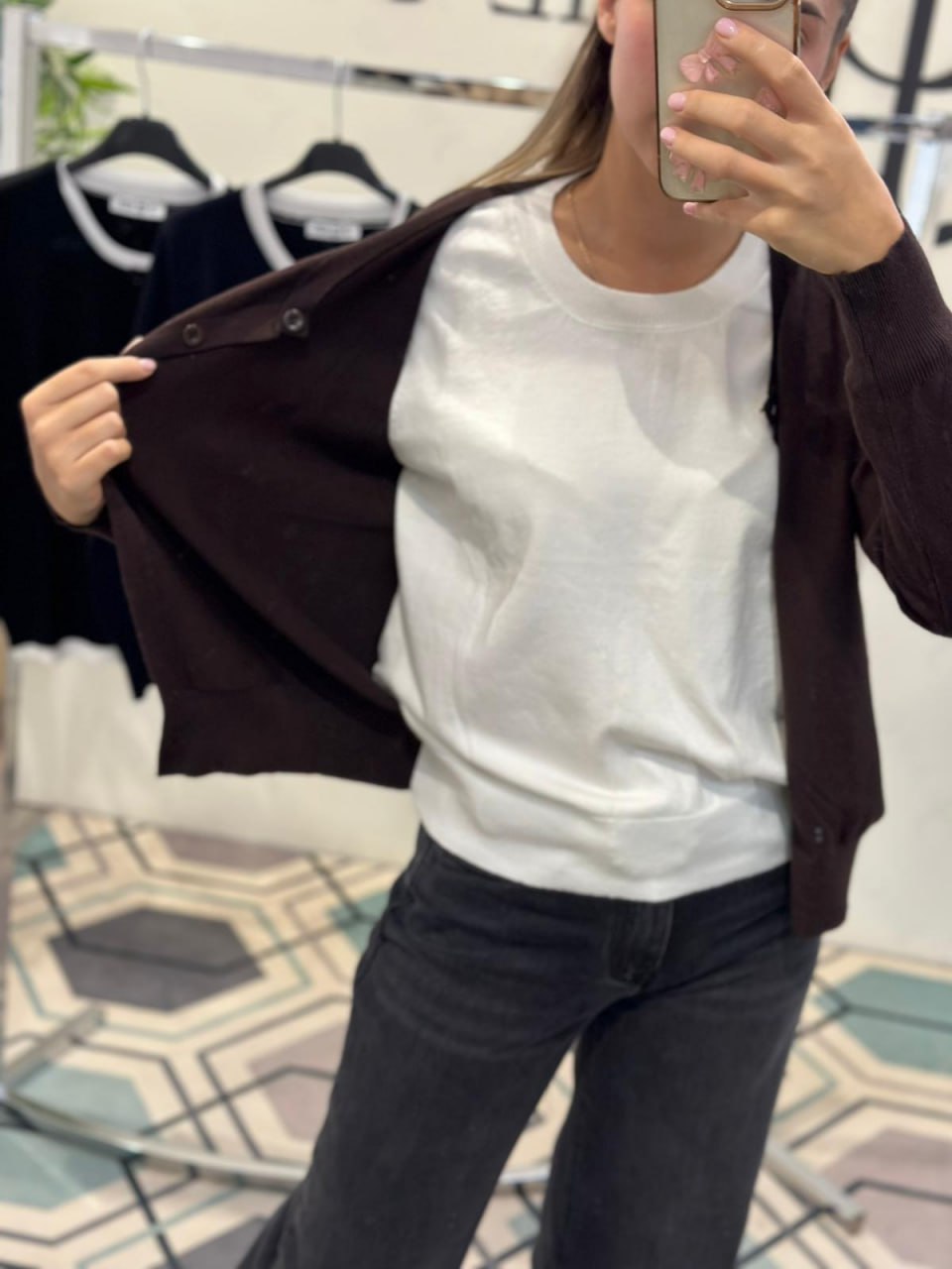 Joie Clair (J-Clair)