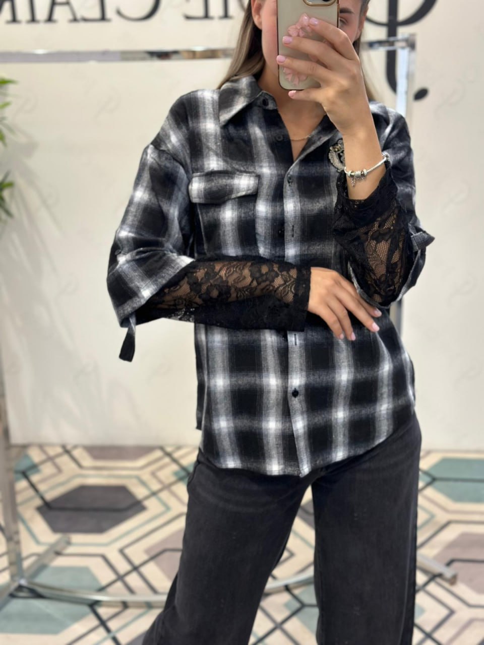 Joie Clair (J-Clair)