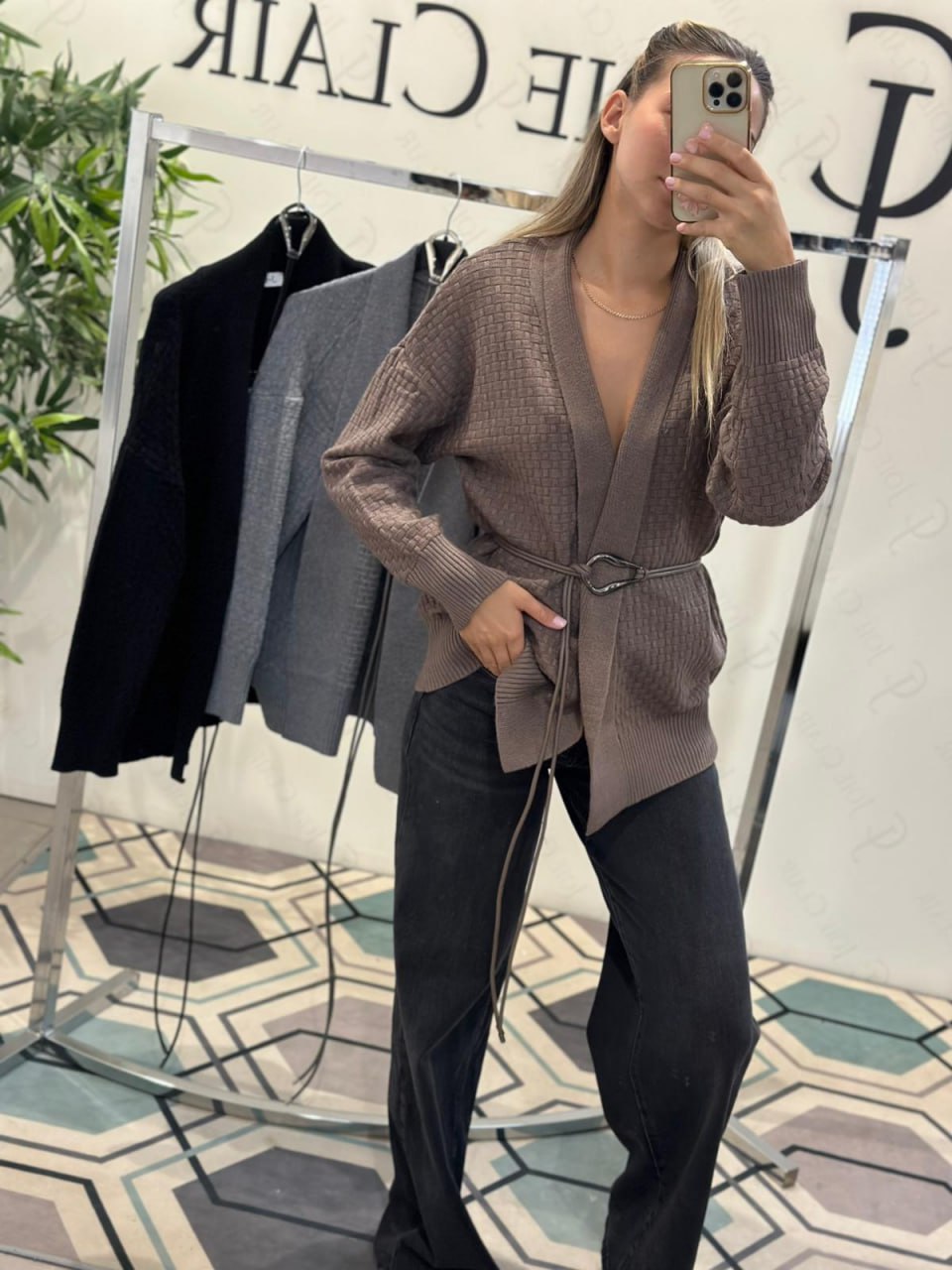 Joie Clair (J-Clair)