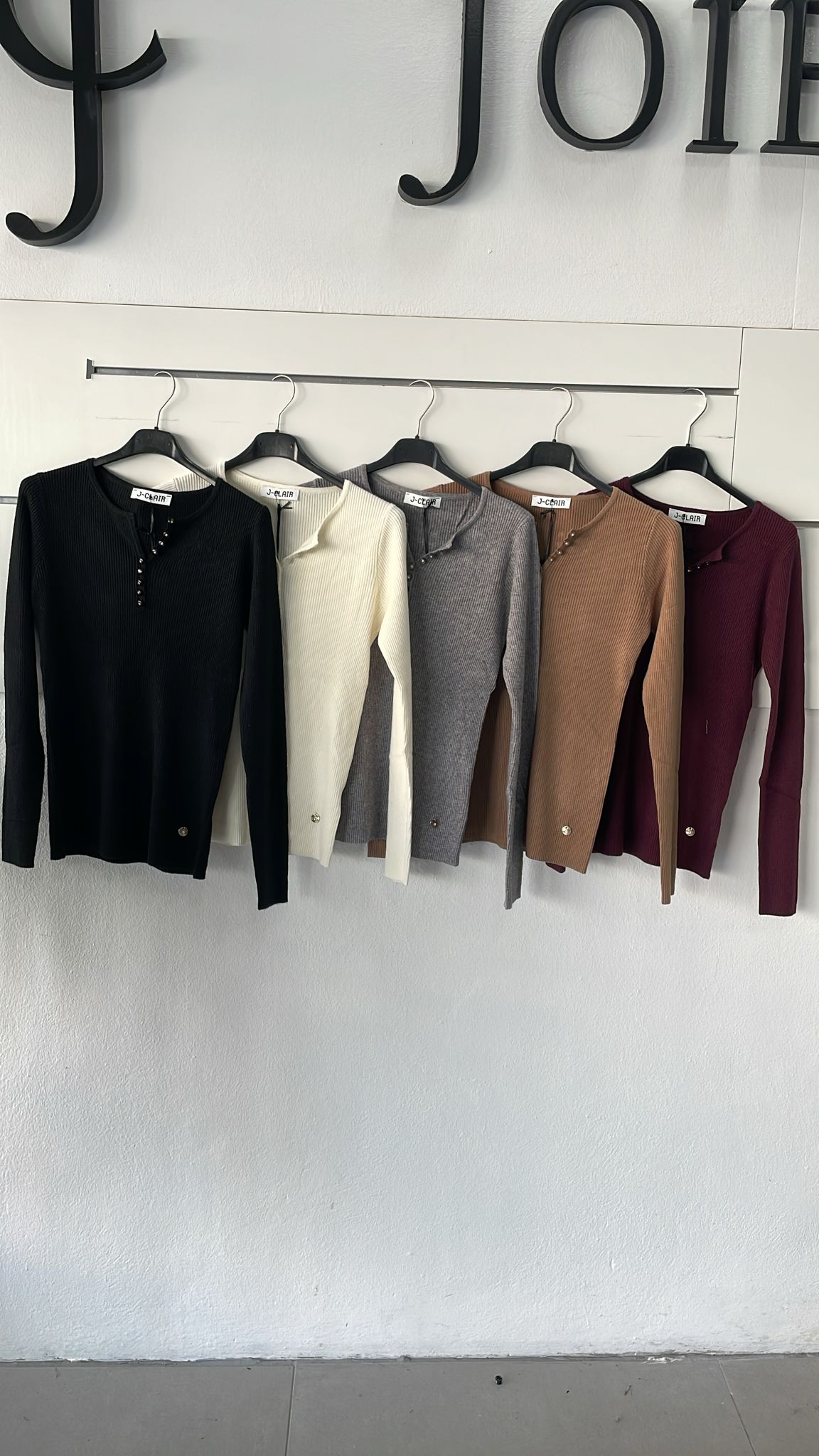 Joie Clair (J-Clair)