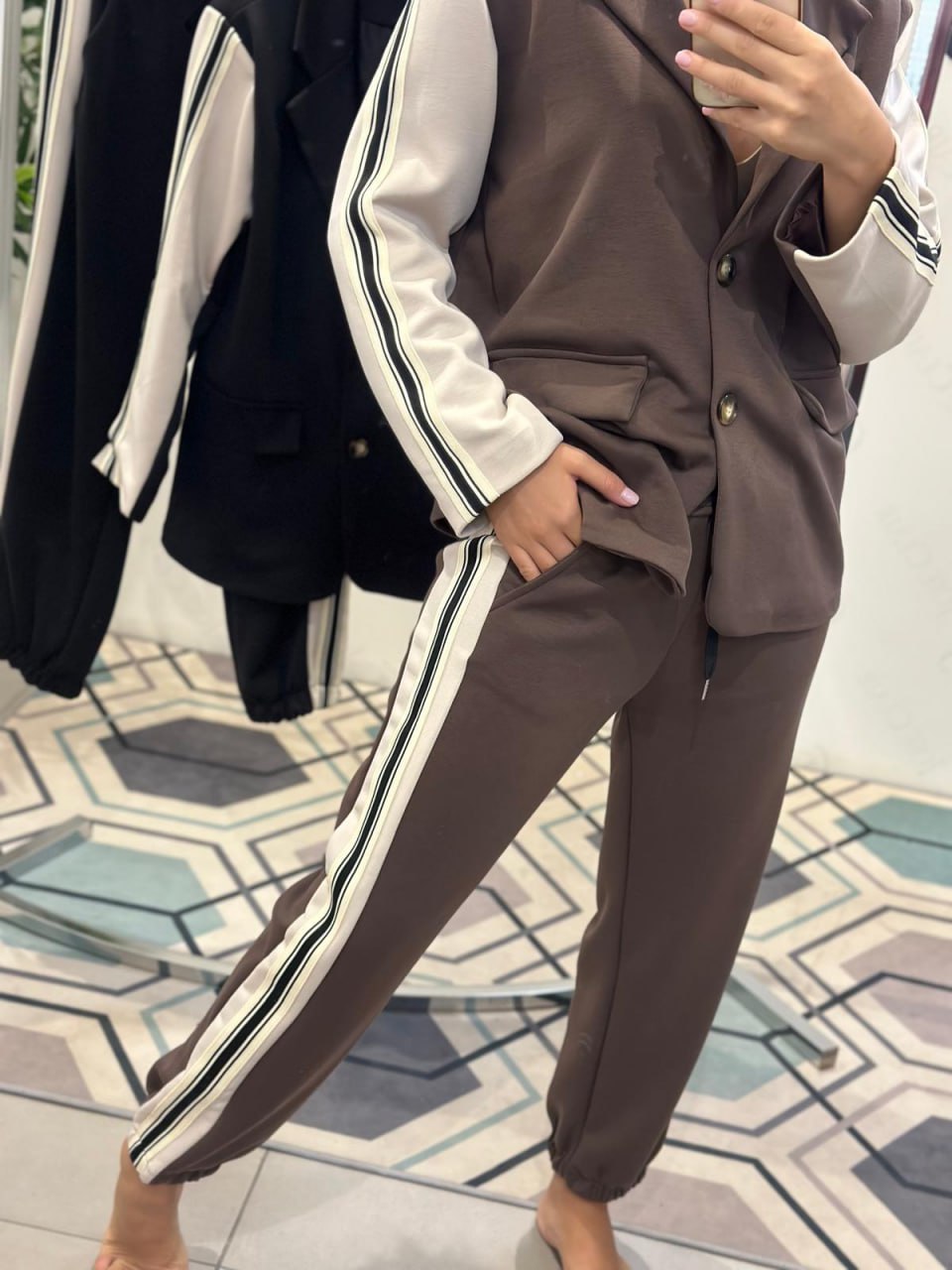 Фото Joie Clair (J-Clair)