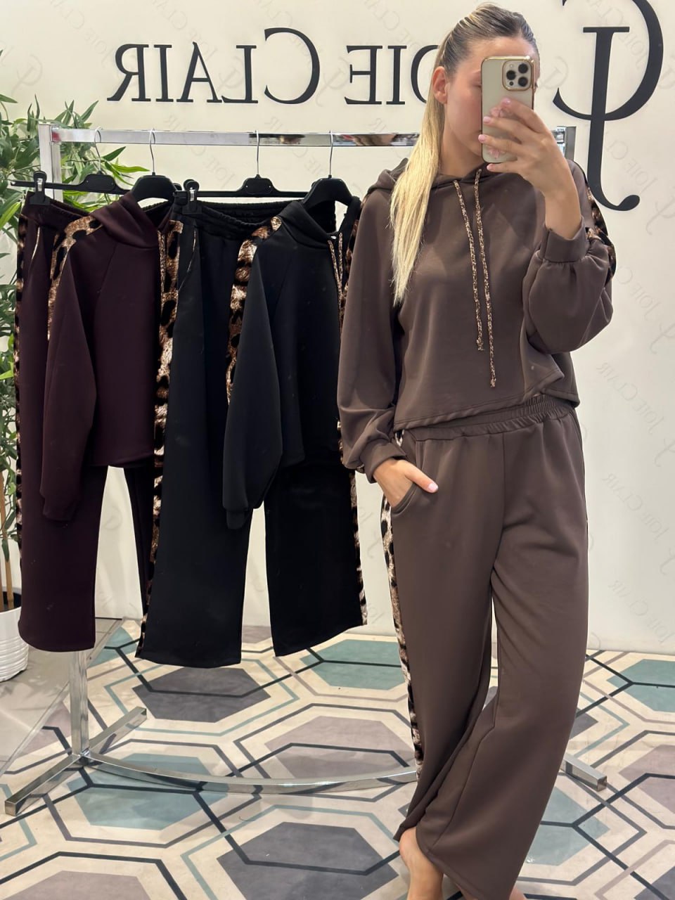 Фото Joie Clair (J-Clair)