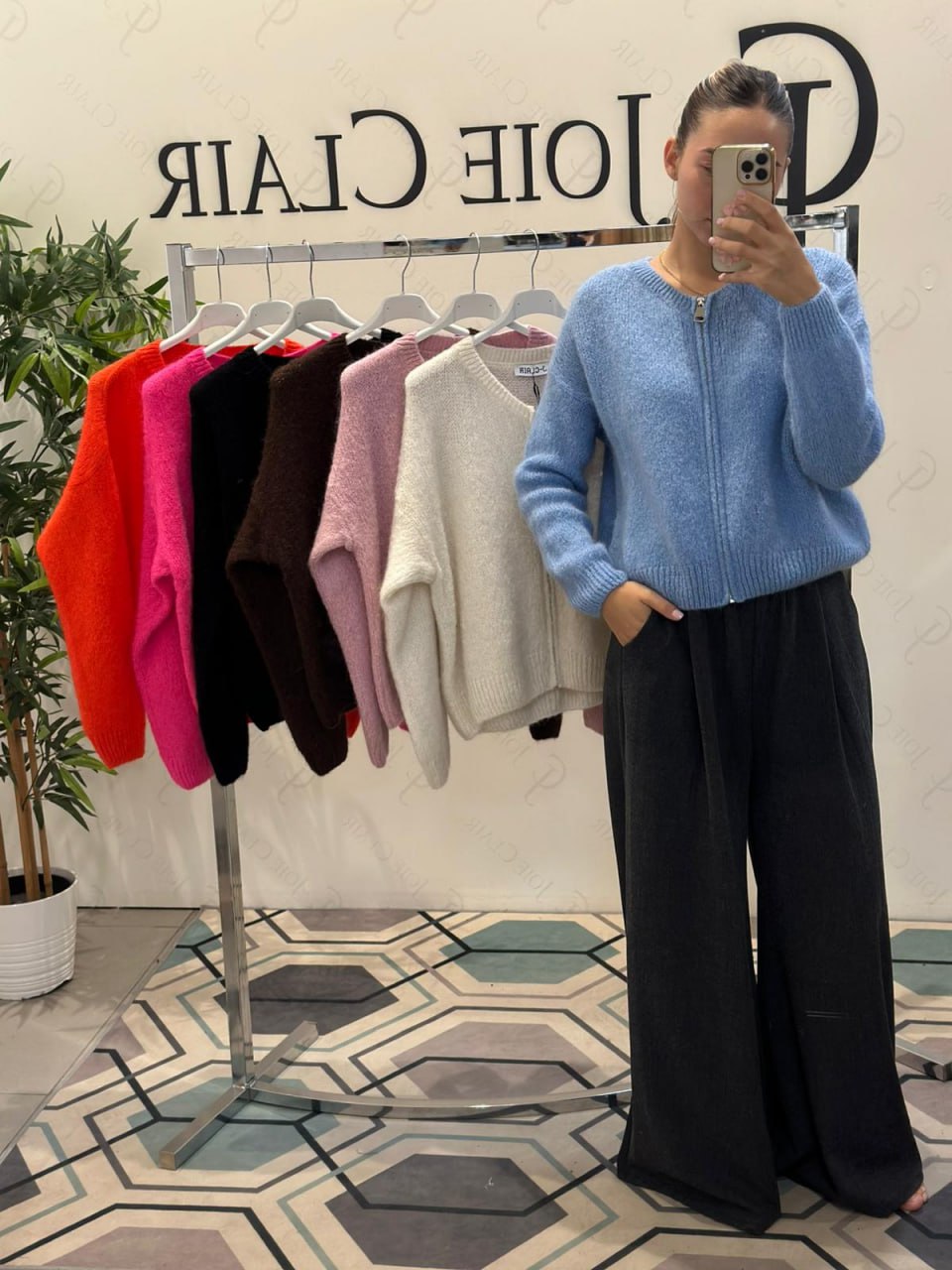 Фото Joie Clair (J-Clair)