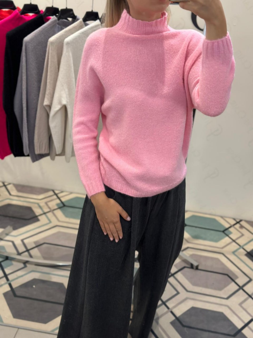 Фото Joie Clair (J-Clair)