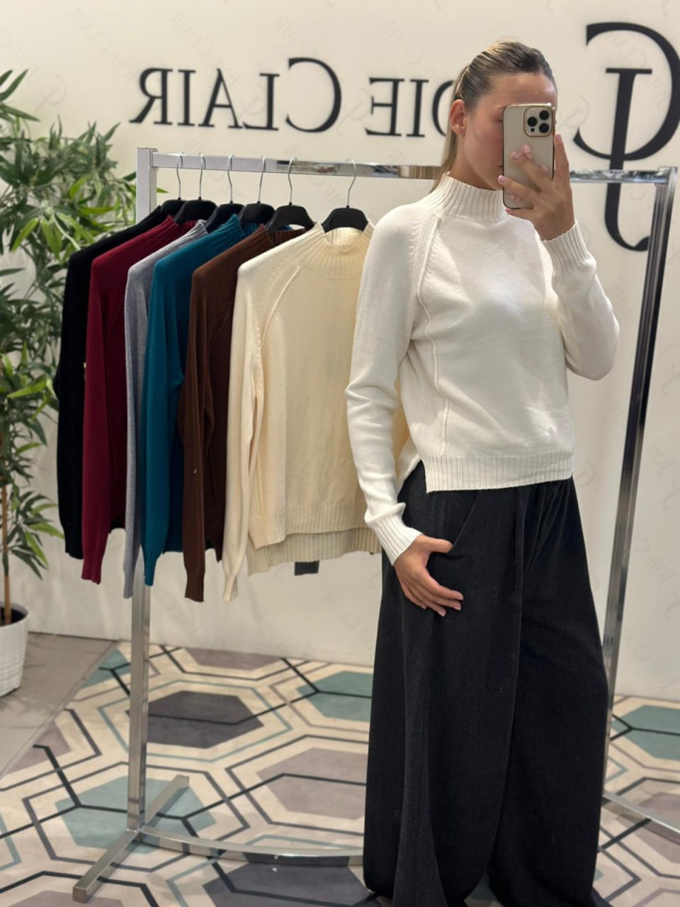 Фото Joie Clair (J-Clair)