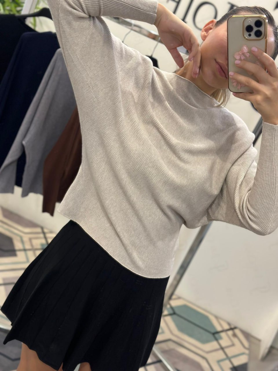 Joie Clair (J-Clair)