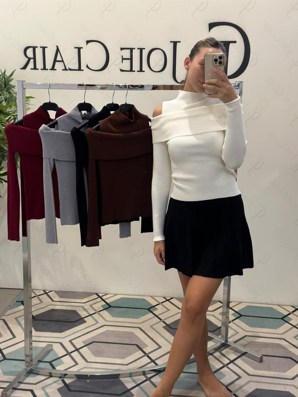 Joie Clair (J-Clair)