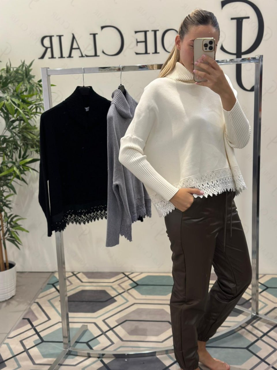 Joie Clair (J-Clair)