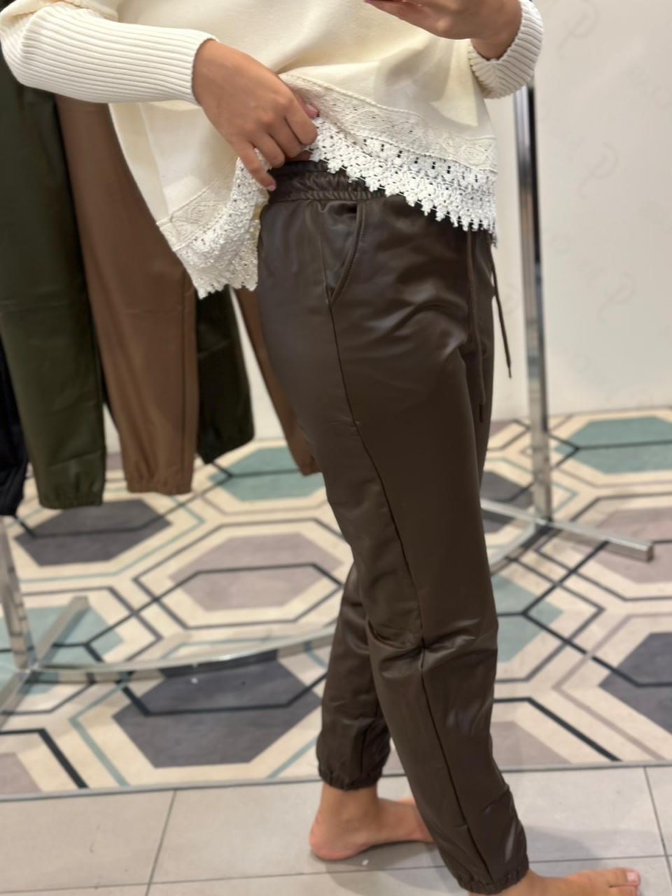 Joie Clair (J-Clair)