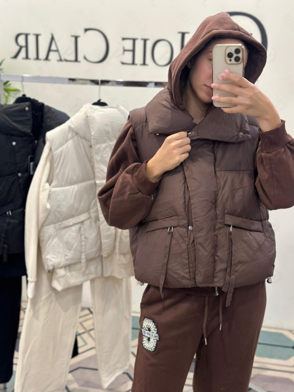 Joie Clair (J-Clair)