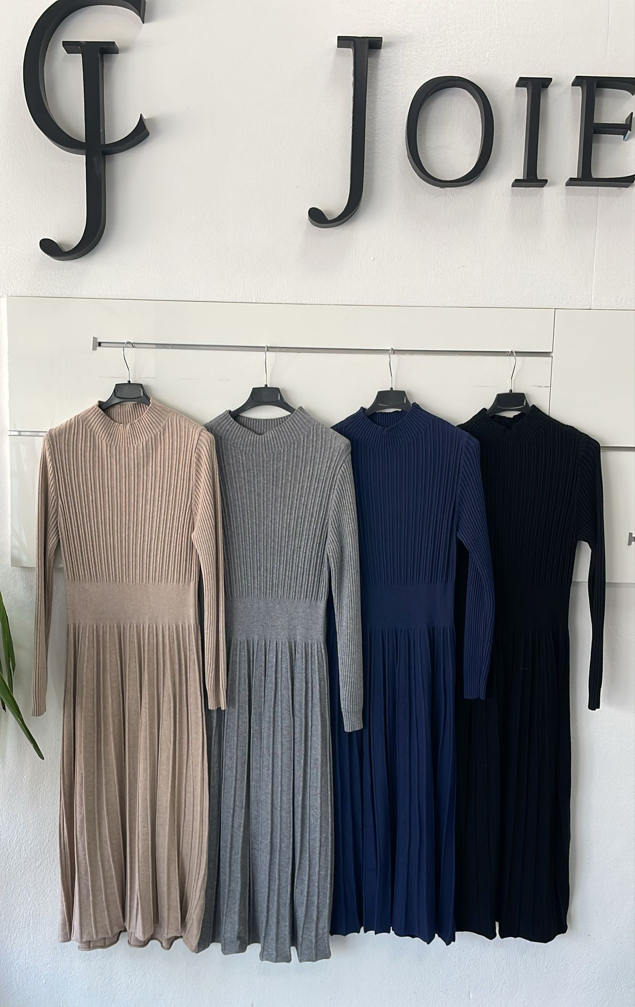 Joie Clair (J-Clair)