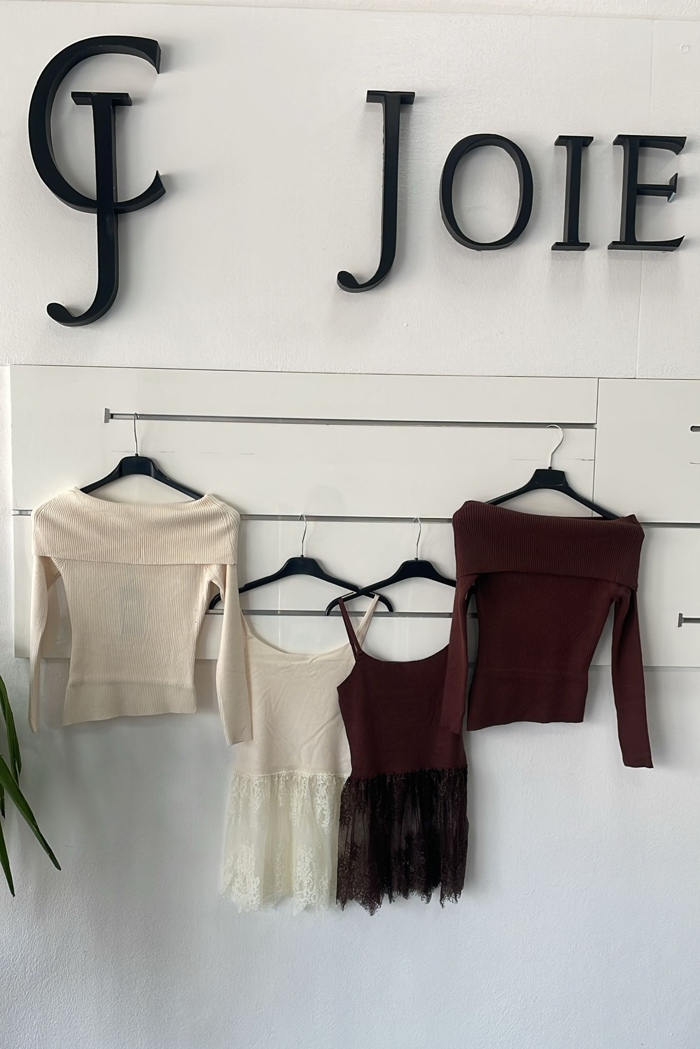 Фото Joie Clair (J-Clair)