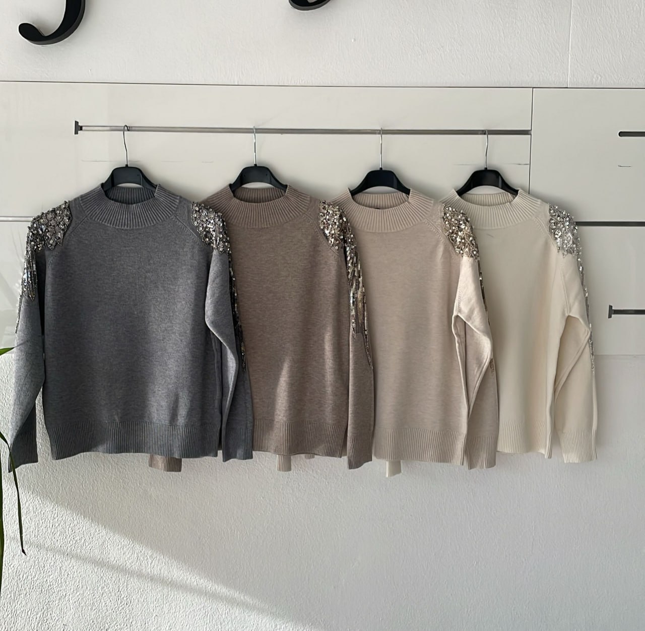 Фото Joie Clair (J-Clair)