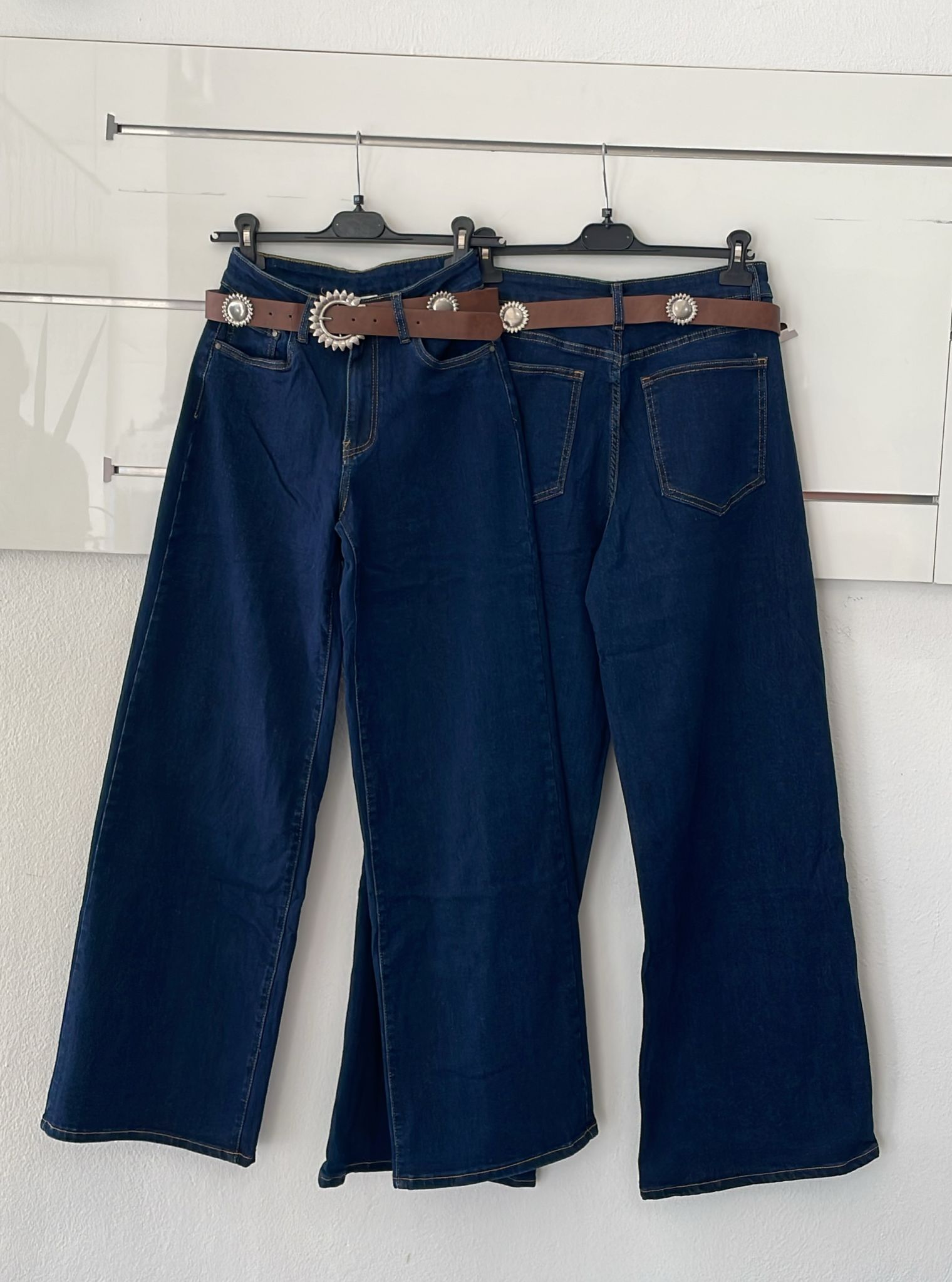 Joie Clair (J-Clair)