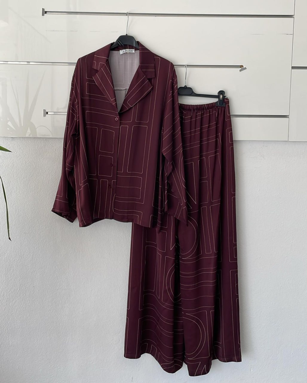 Joie Clair (J-Clair)