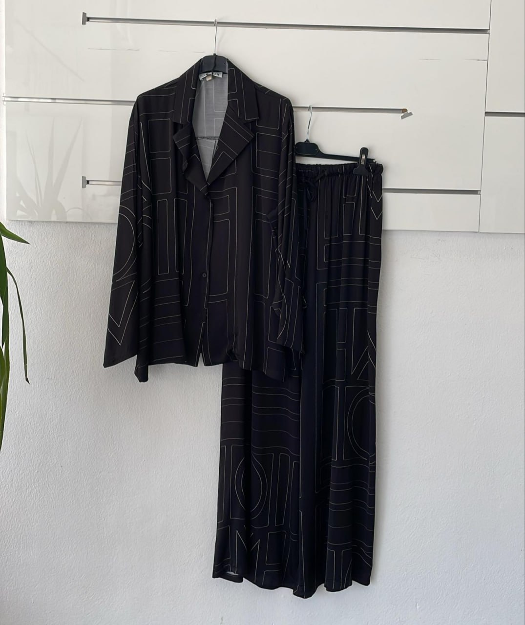 Joie Clair (J-Clair)