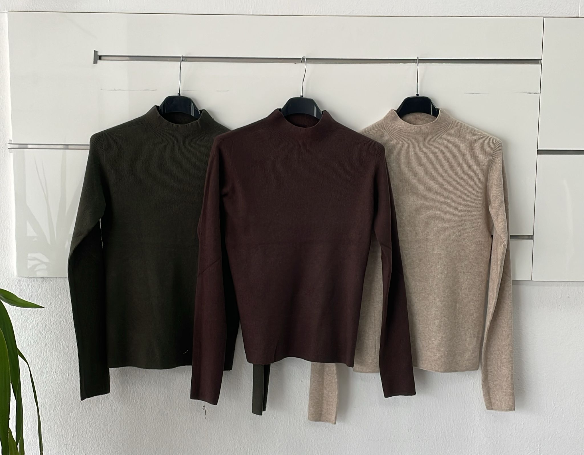 Joie Clair (J-Clair)