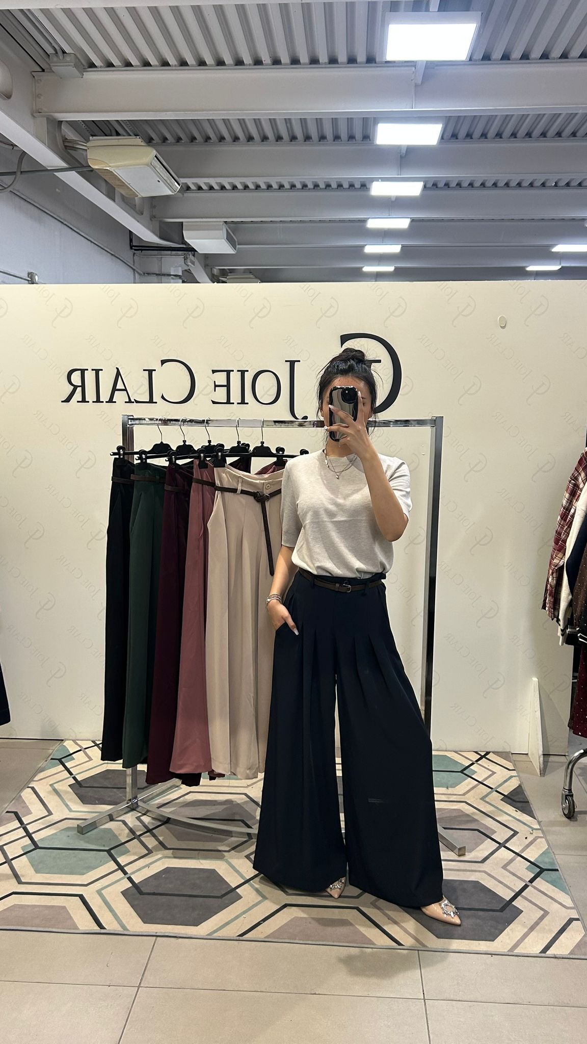 Фото Joie Clair (J-Clair)