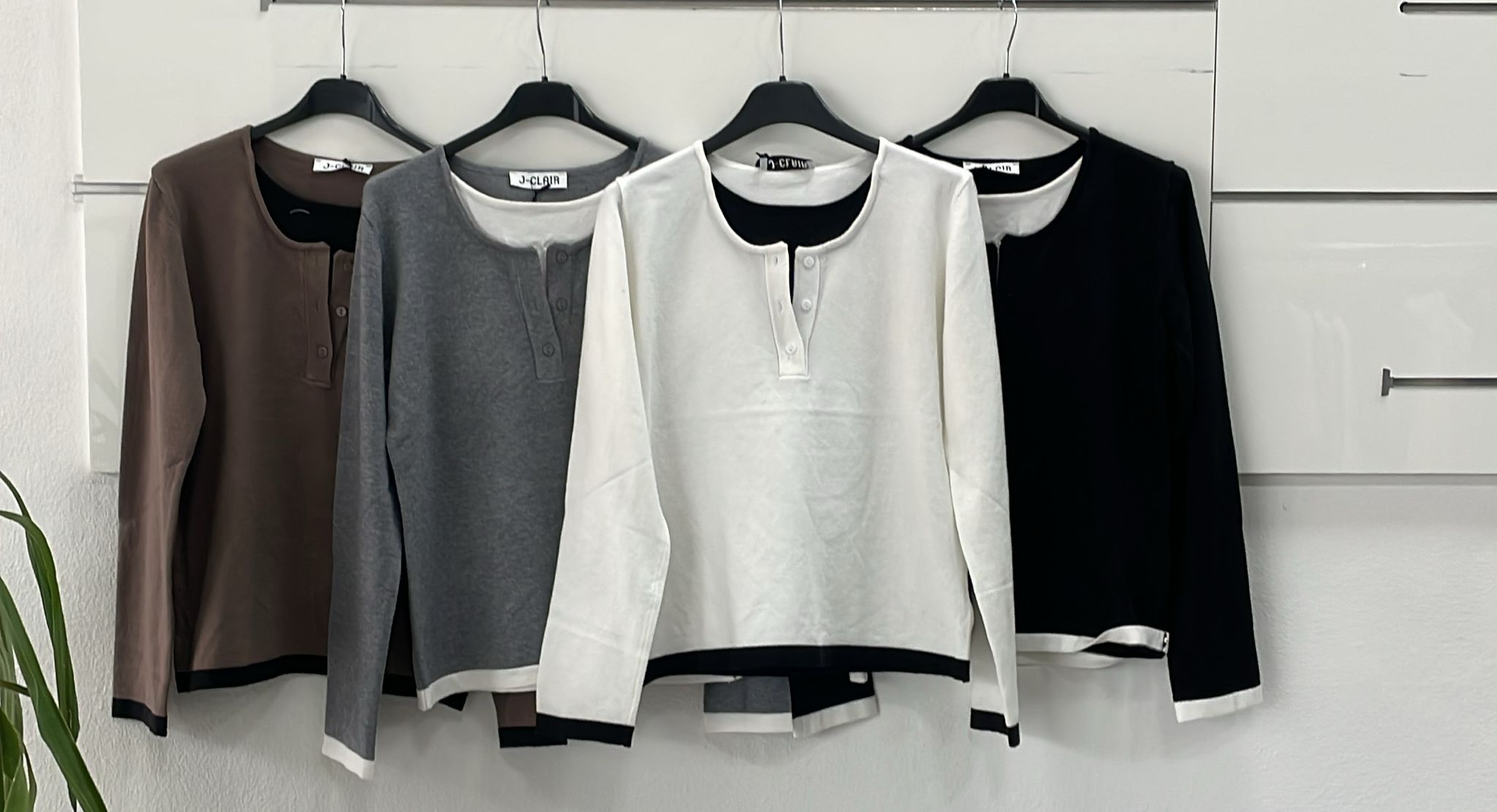 Фото Joie Clair (J-Clair)