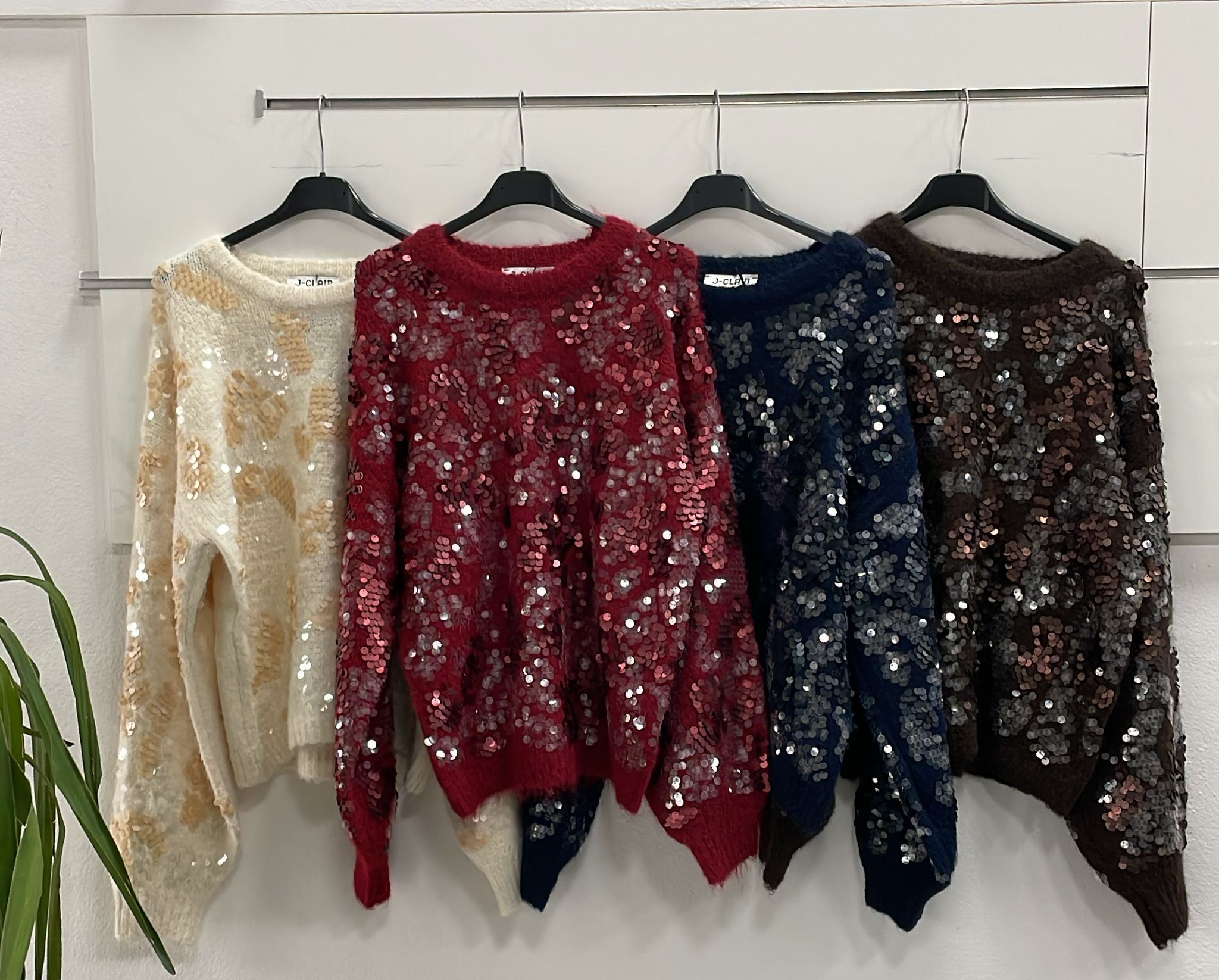 Фото Joie Clair (J-Clair)