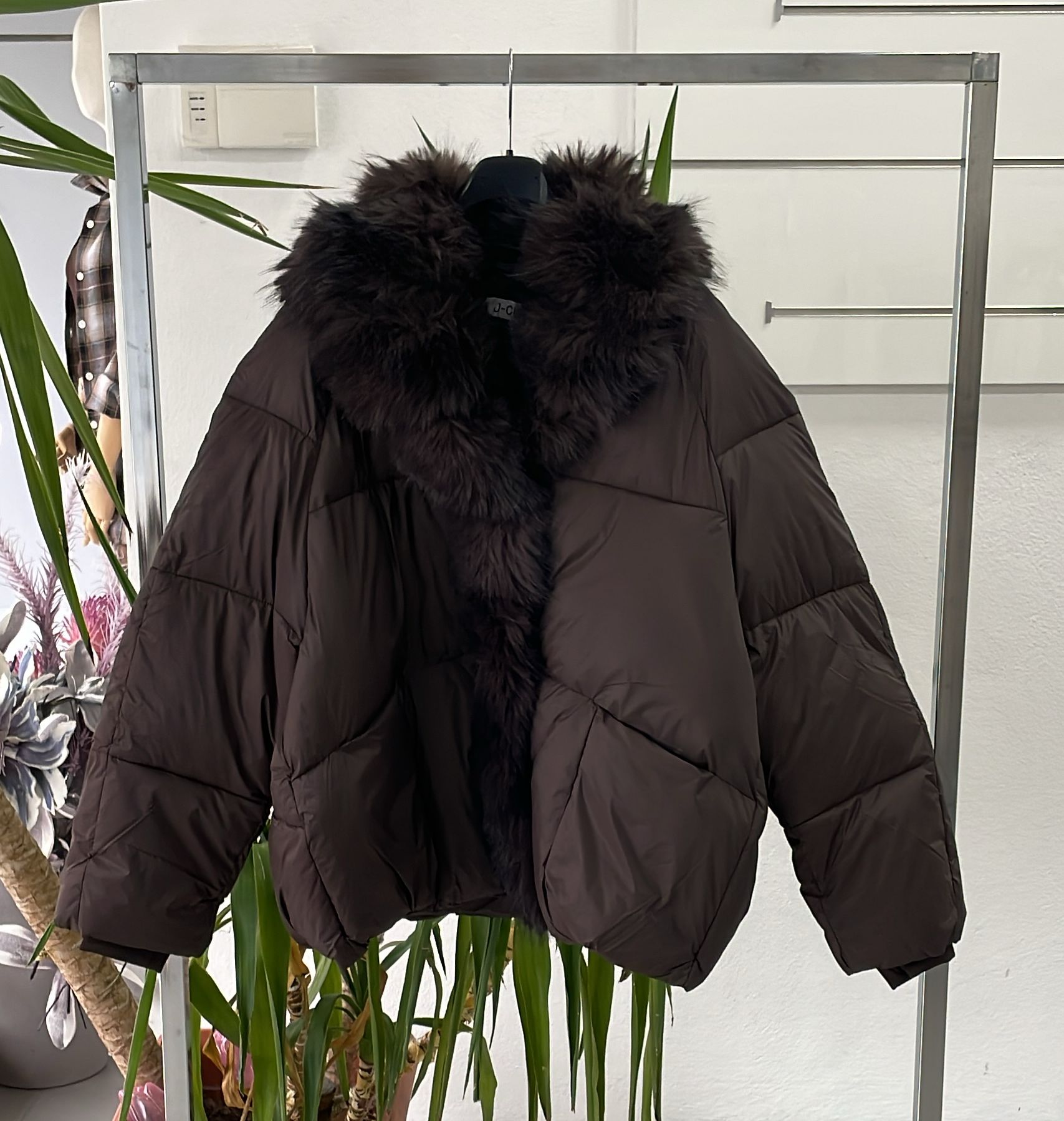 Joie Clair (J-Clair)