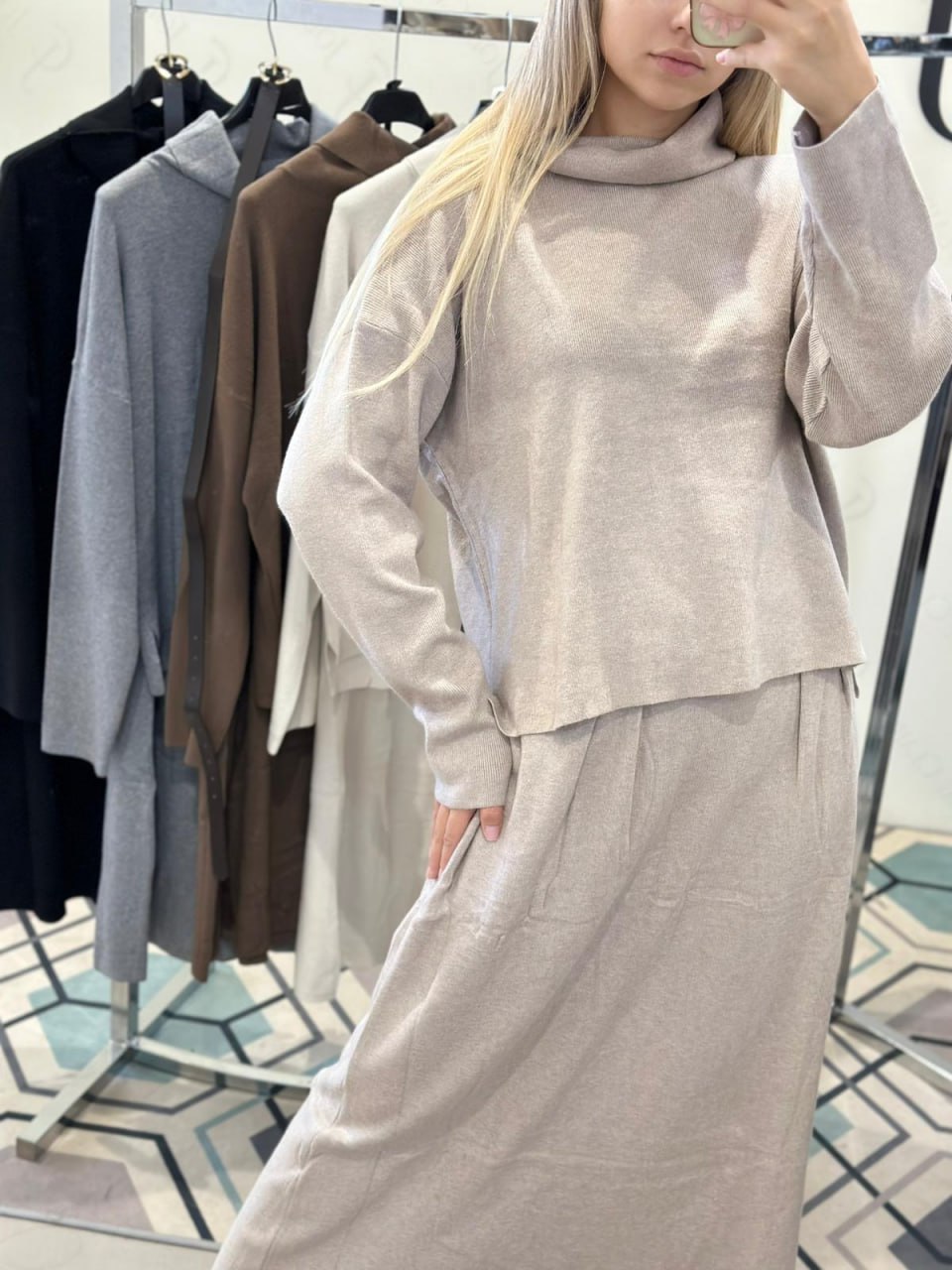 Joie Clair (J-Clair)