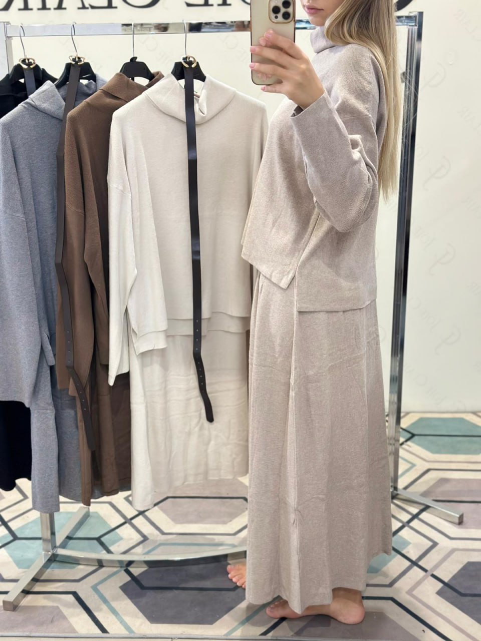 Joie Clair (J-Clair)