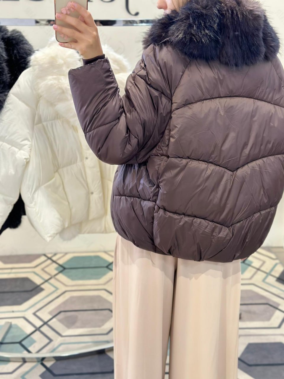 Joie Clair (J-Clair)