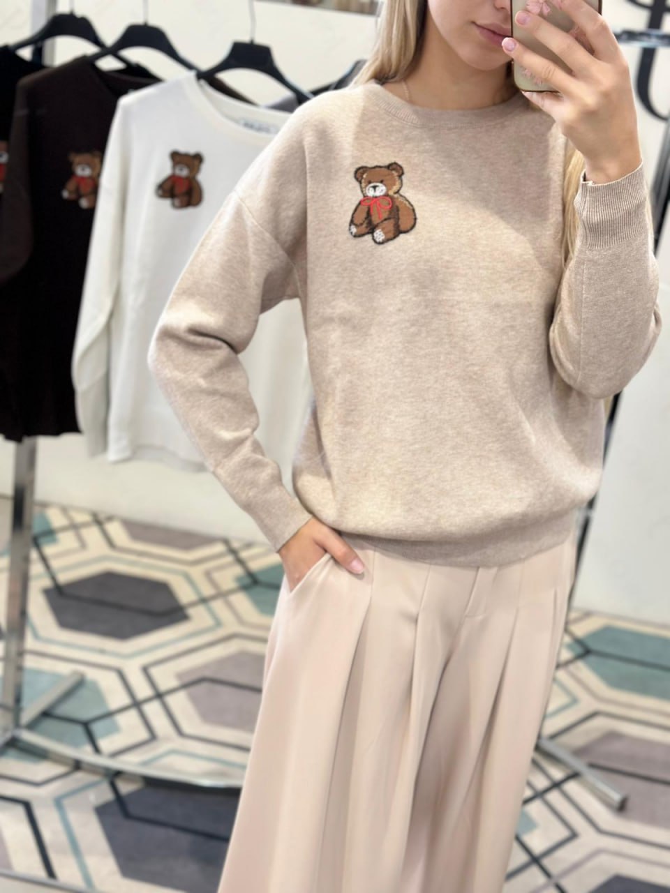 Joie Clair (J-Clair)