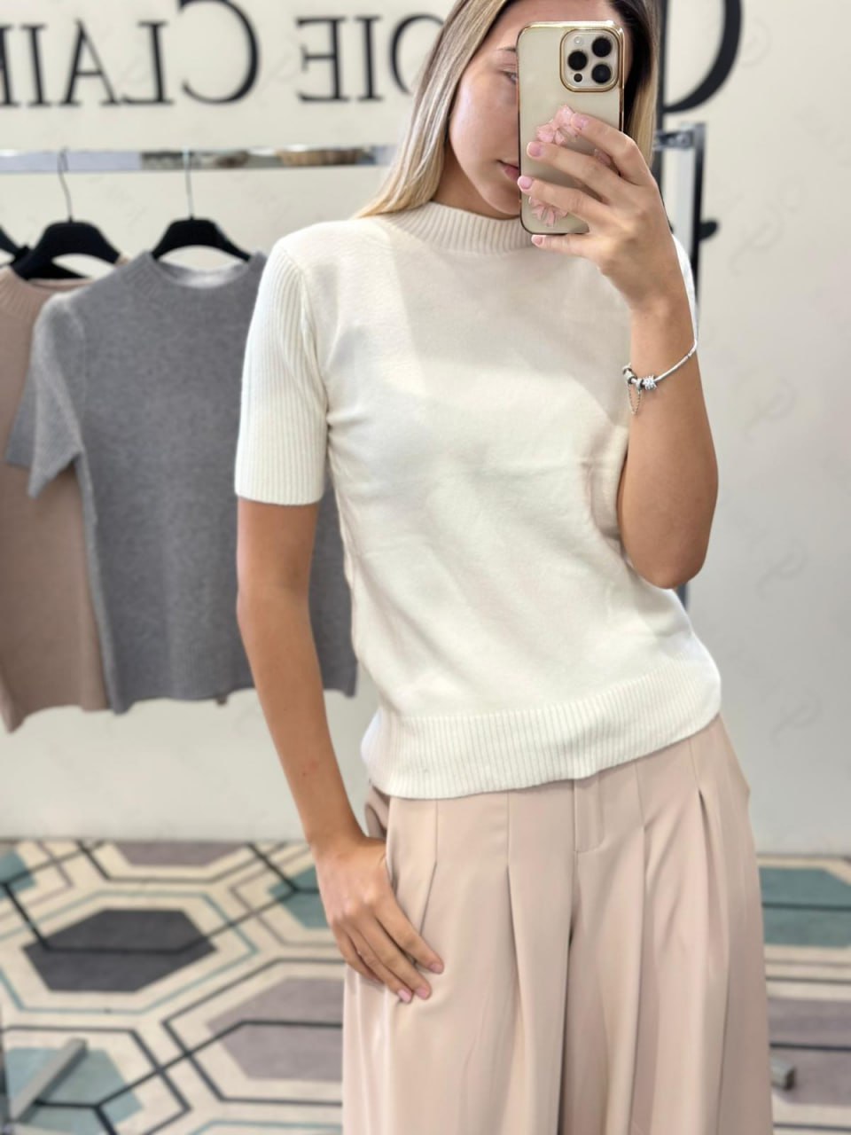 Joie Clair (J-Clair)