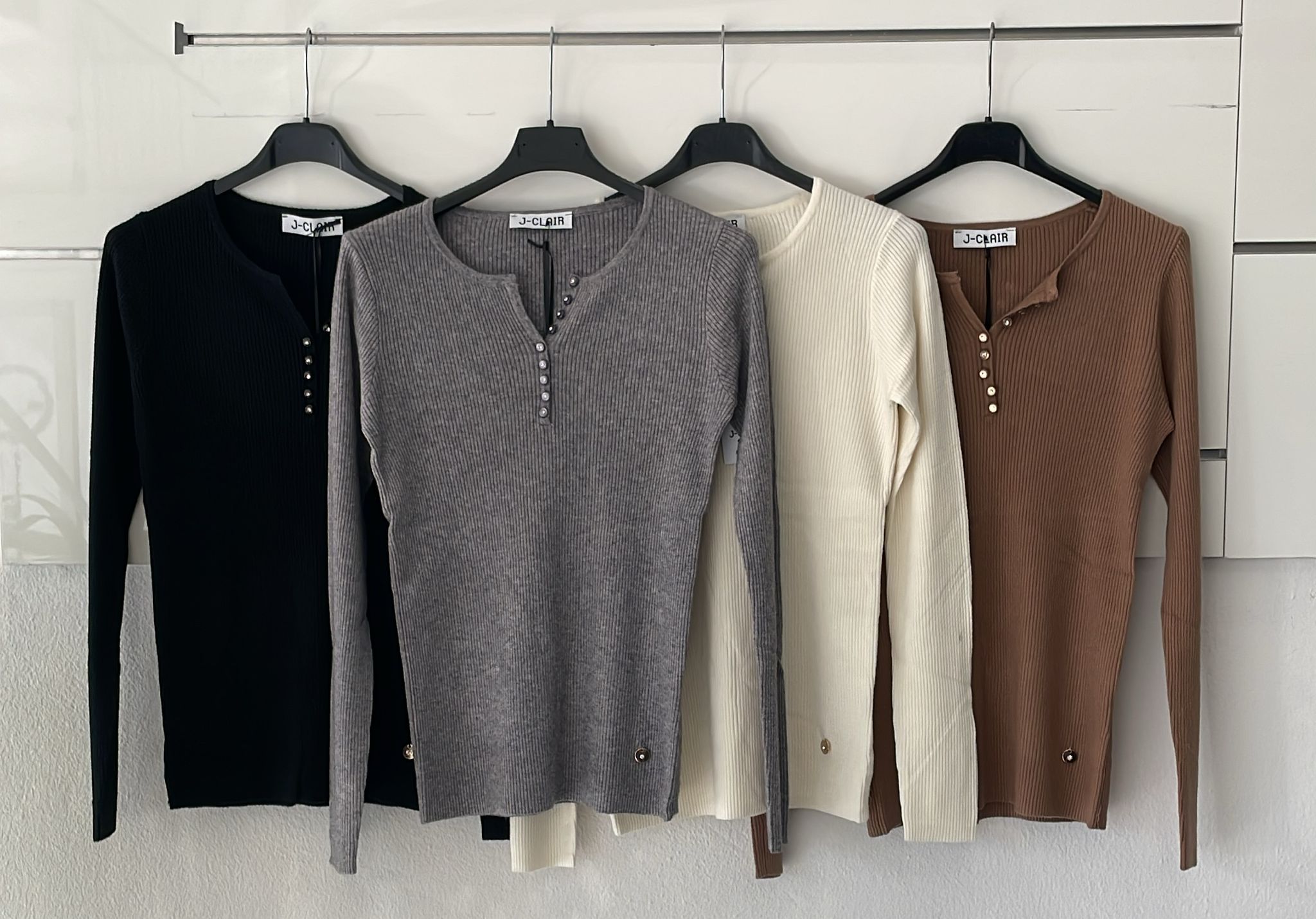 Joie Clair (J-Clair)