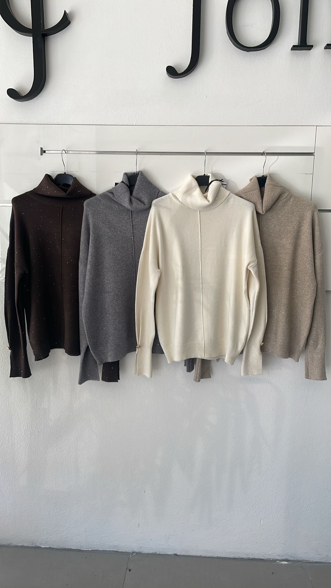 Joie Clair (J-Clair)