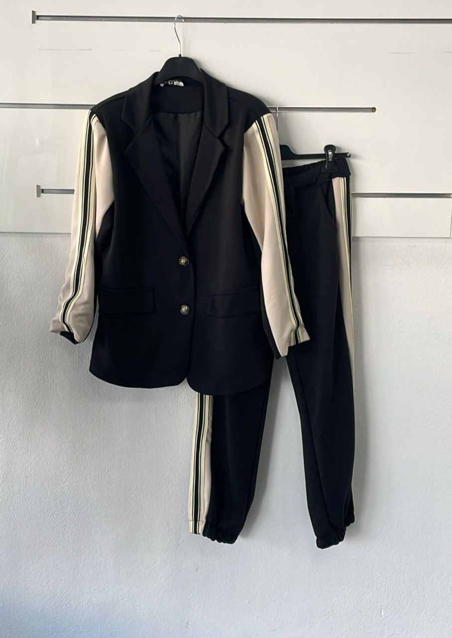 Joie Clair (J-Clair)