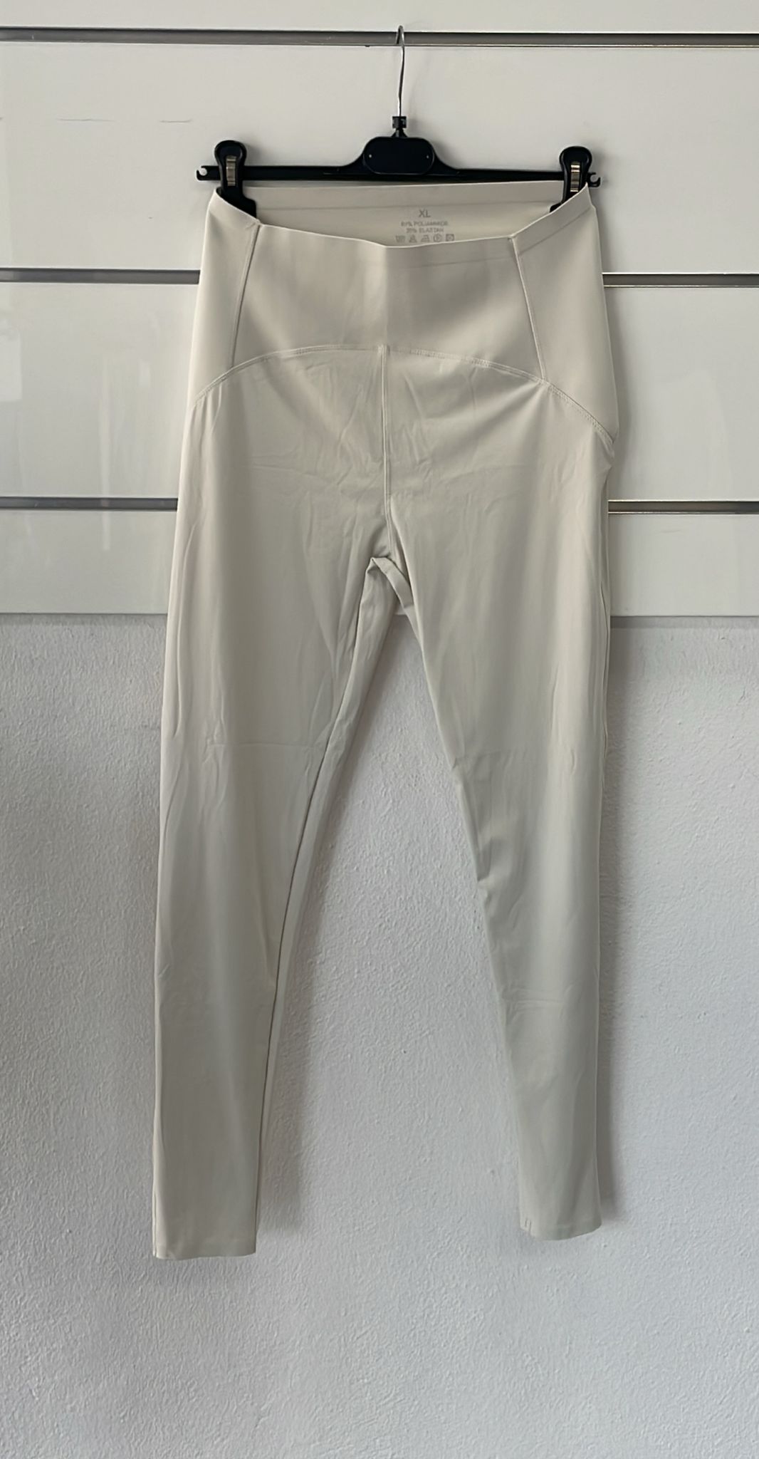 Joie Clair (J-Clair)