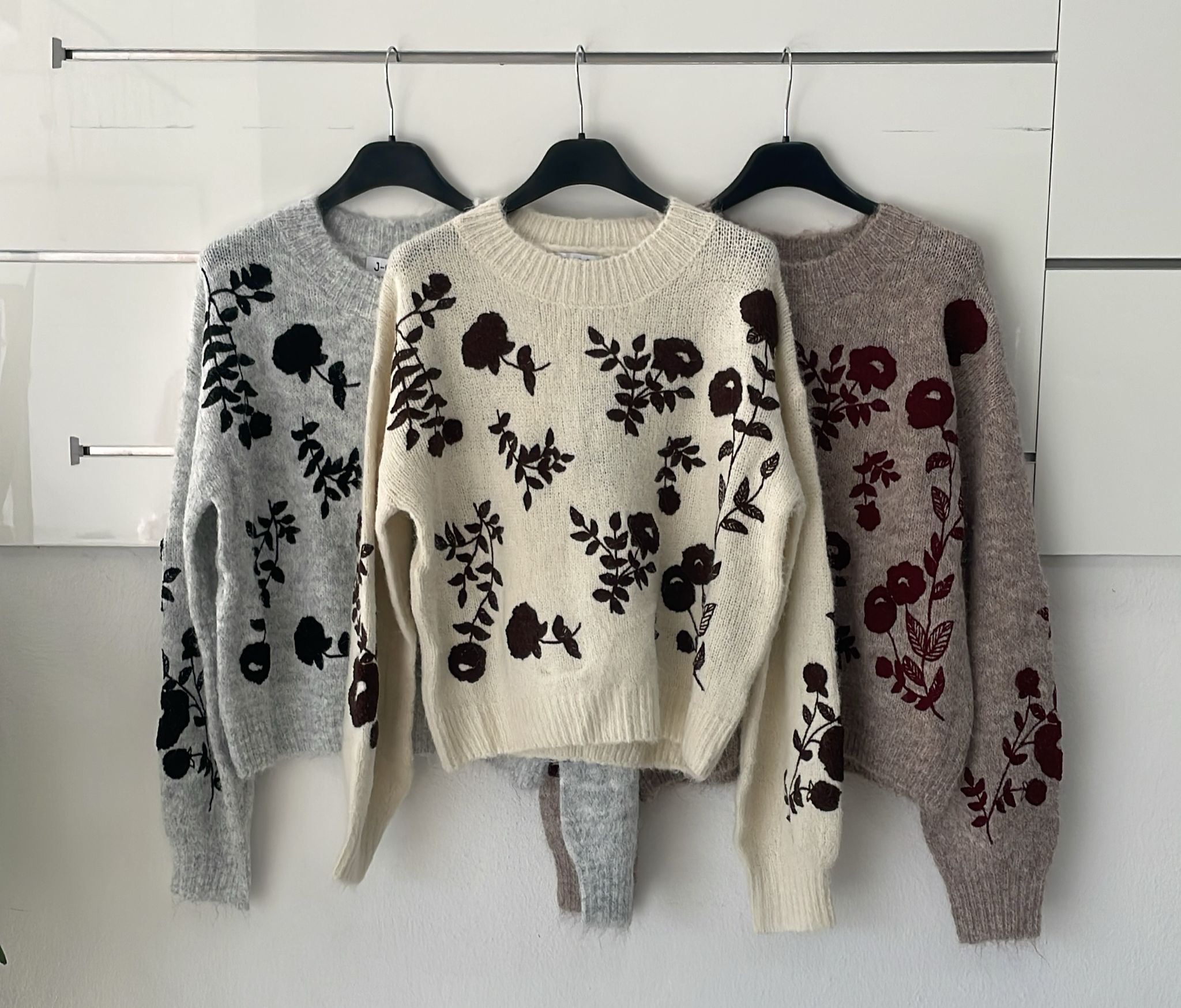 Фото Joie Clair (J-Clair)