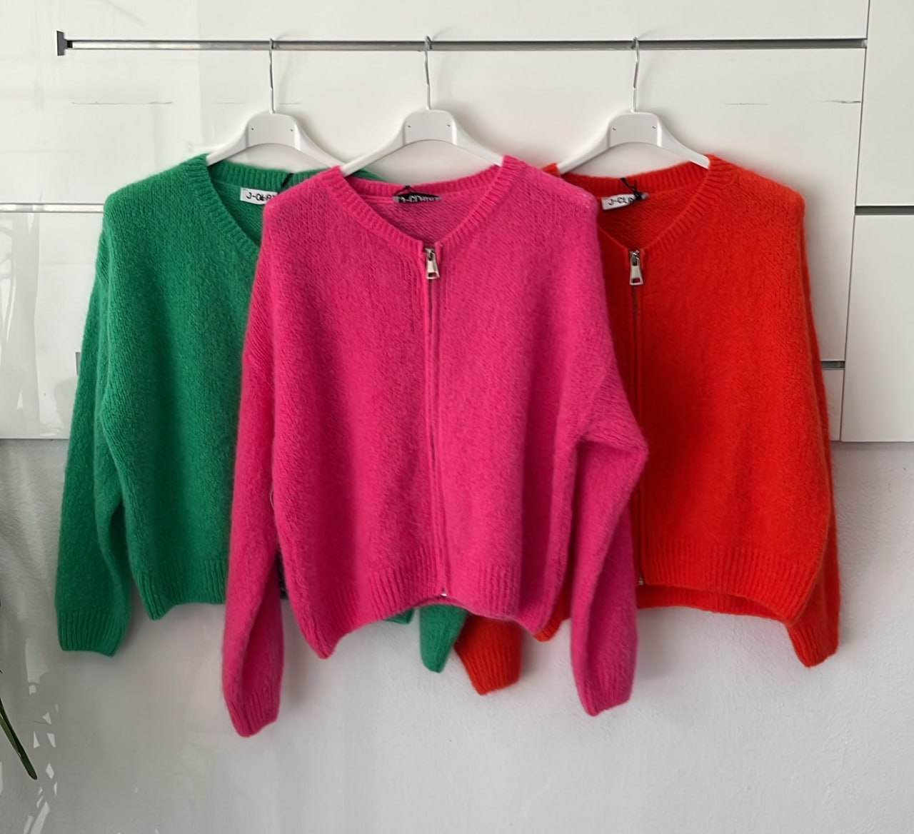 Фото Joie Clair (J-Clair)