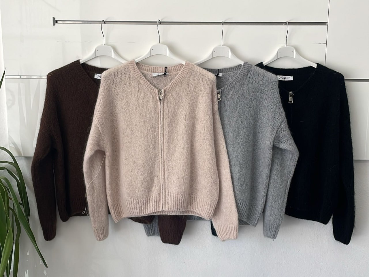 Фото Joie Clair (J-Clair)