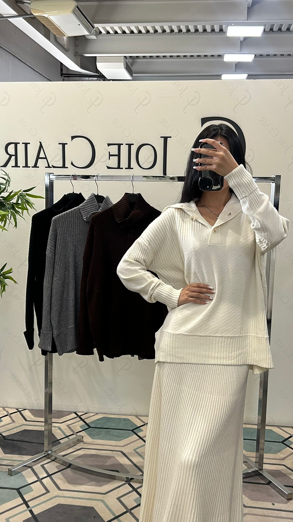 Joie Clair (J-Clair)