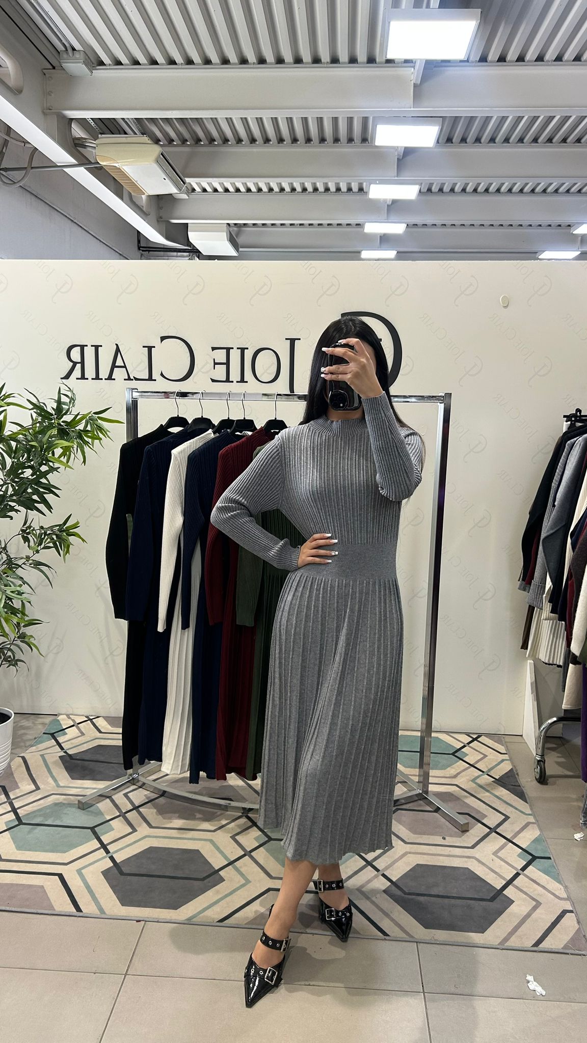 Joie Clair (J-Clair)